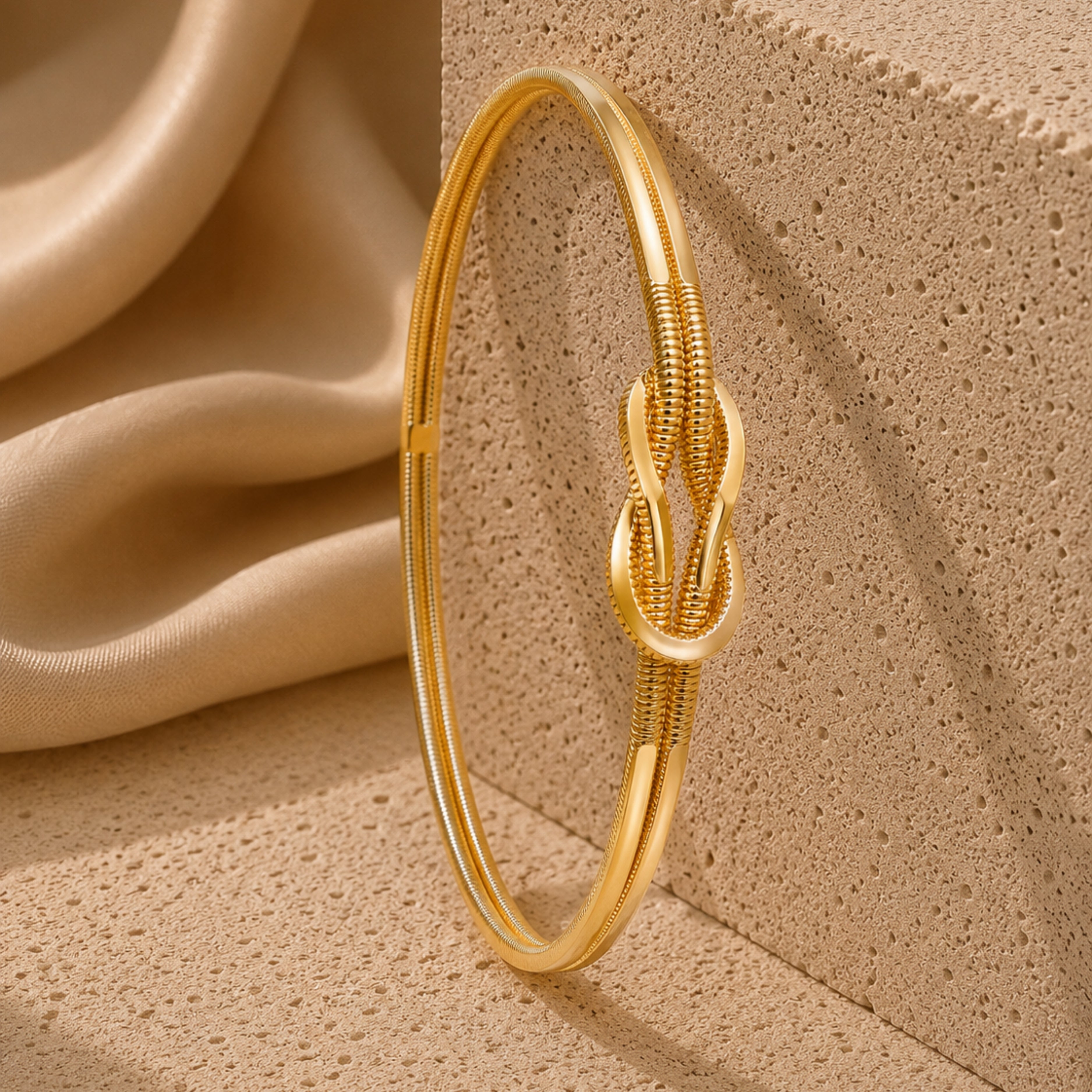 22-Karat-Armband „Liebesknoten Ajda