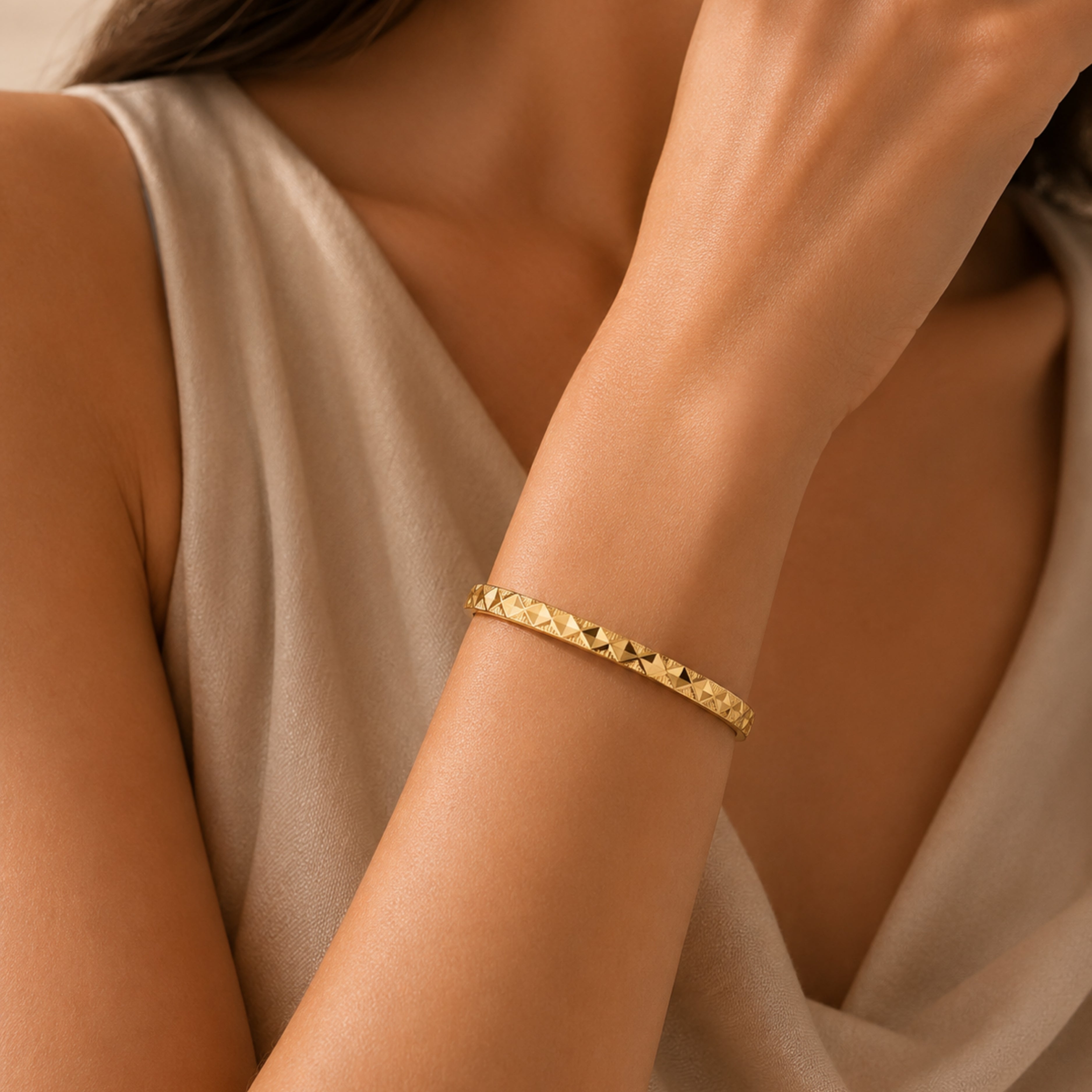 Armband aus 22-Karat-Streichholzstielen