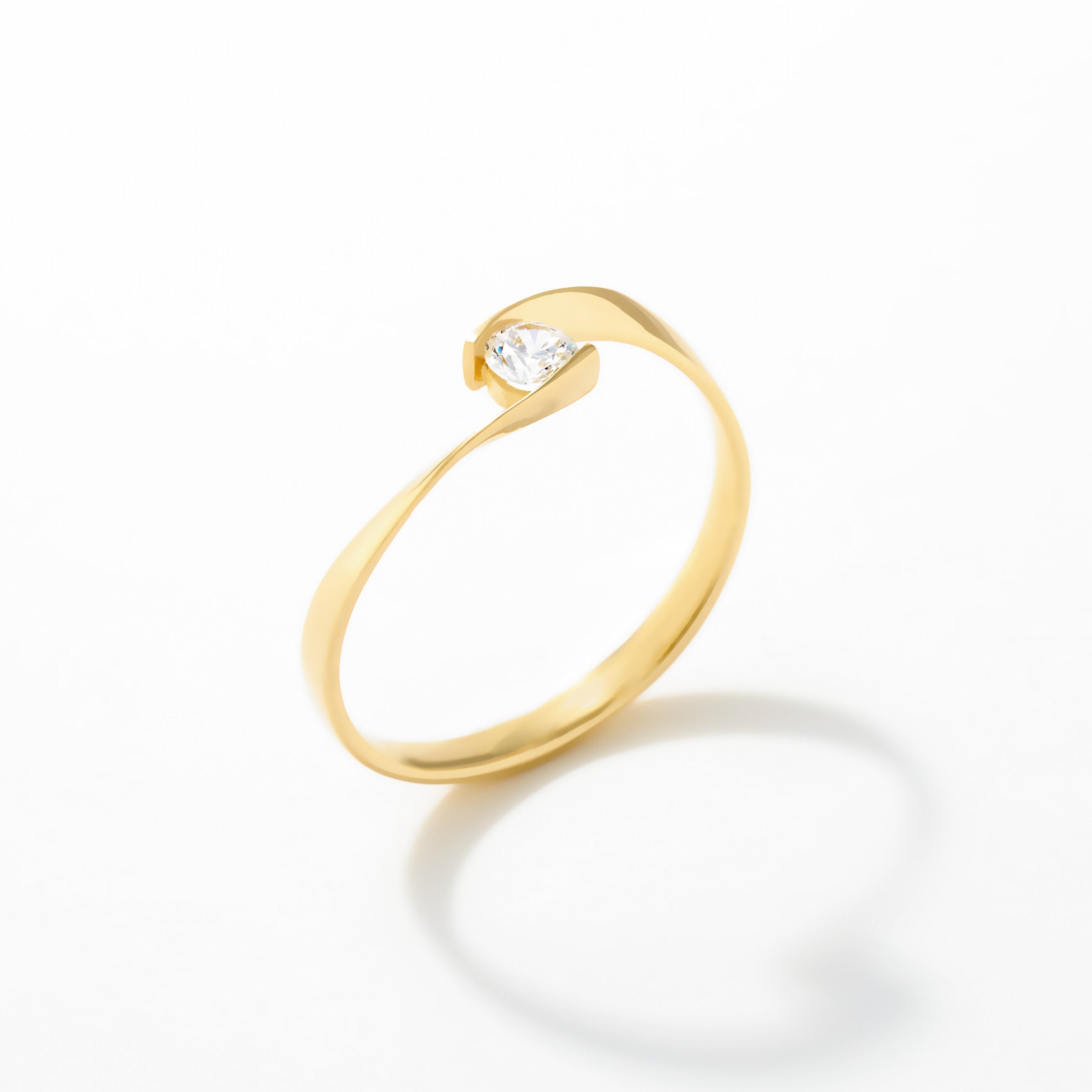 Davina Solitaire Ring