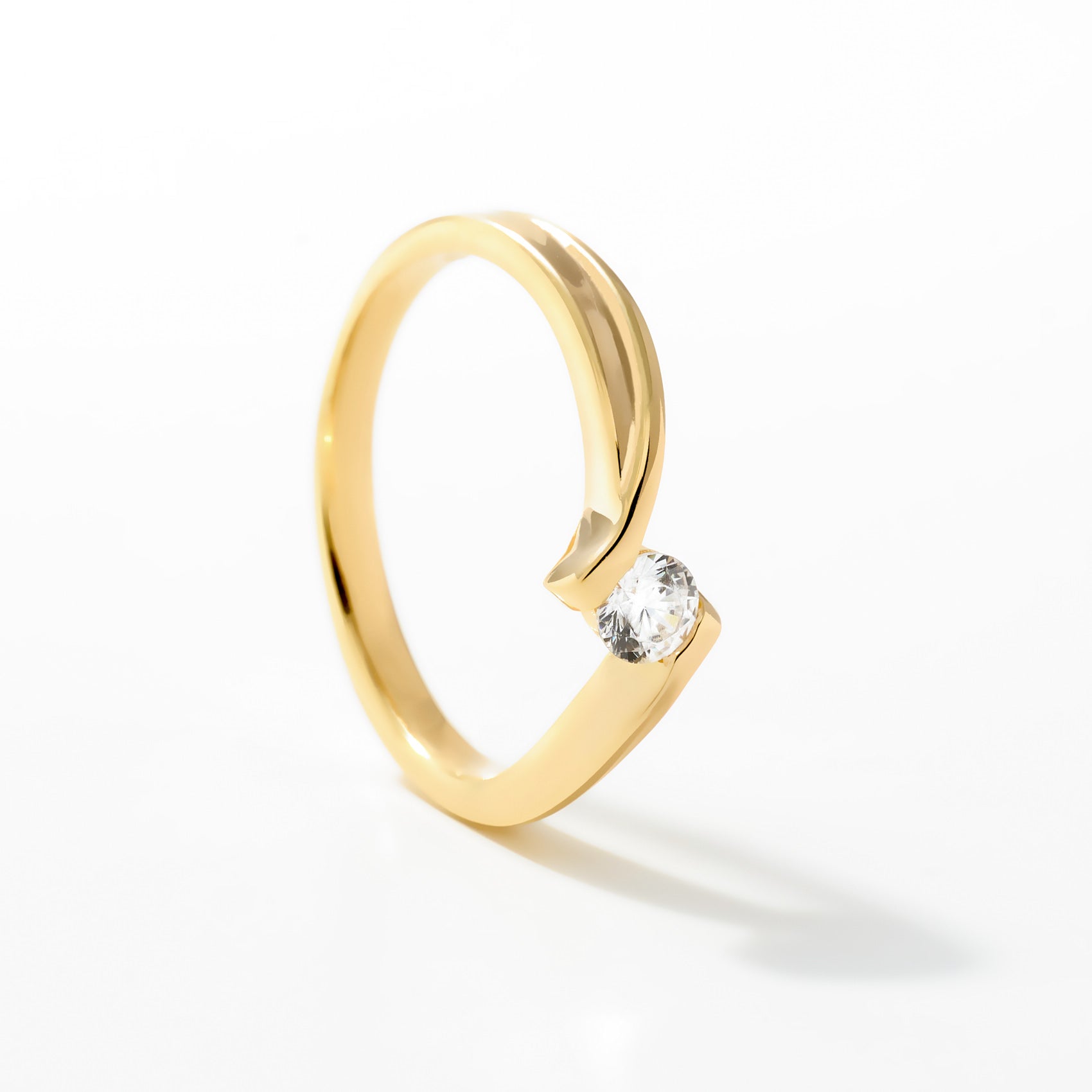 Tweeny Solitaire Ring