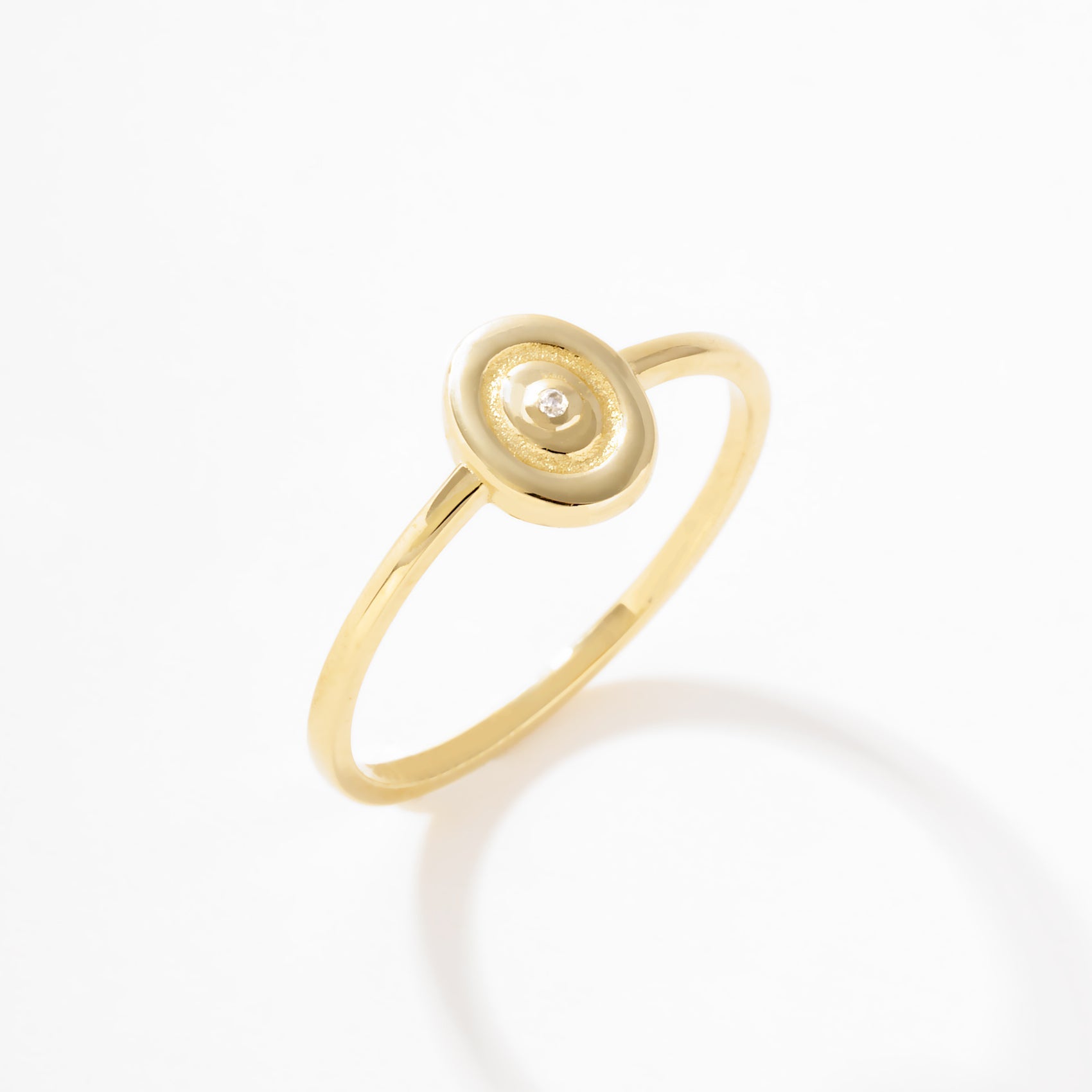 Elité Capsule Nude Medallion Ring