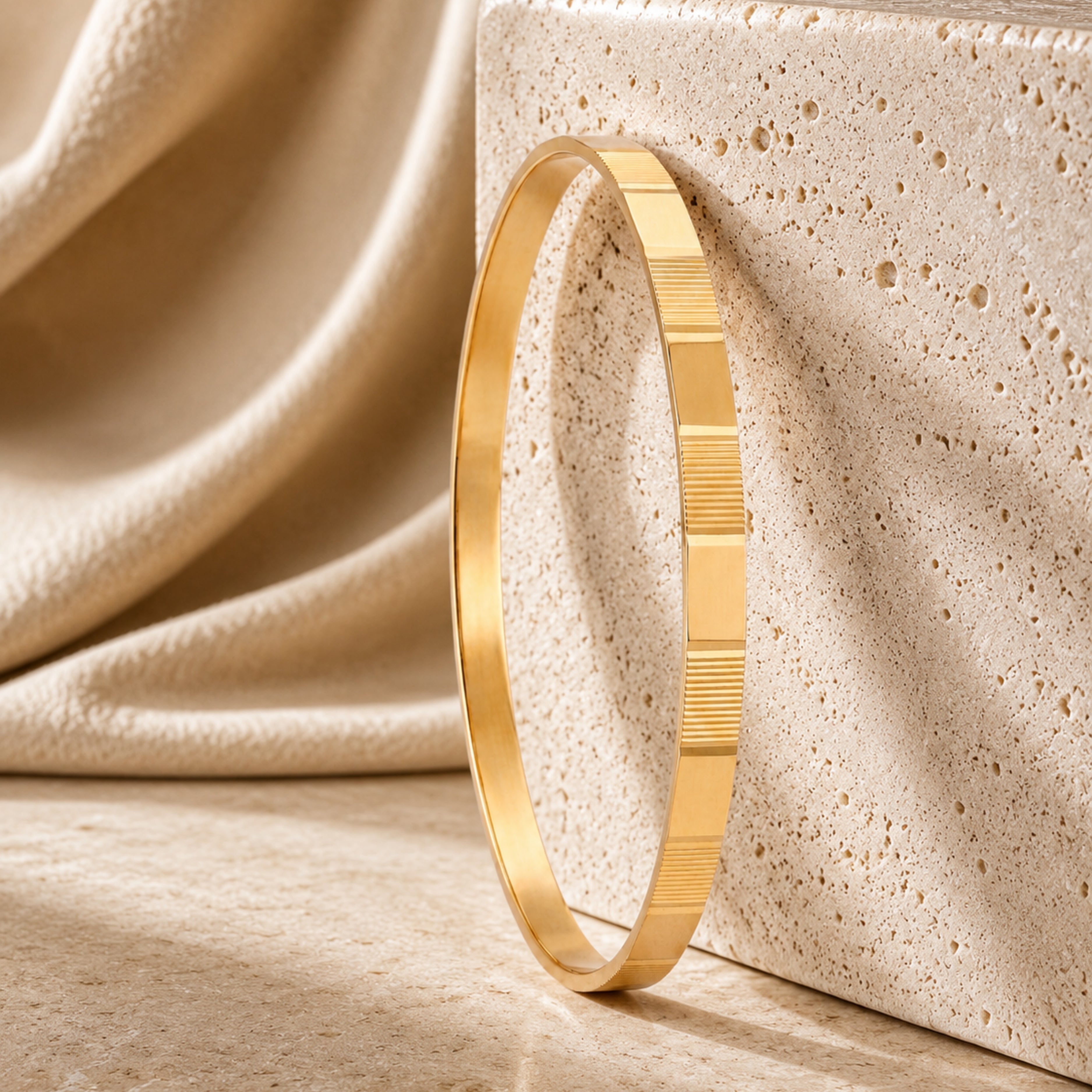 Armband aus 22-Karat-Streichholzstielen
