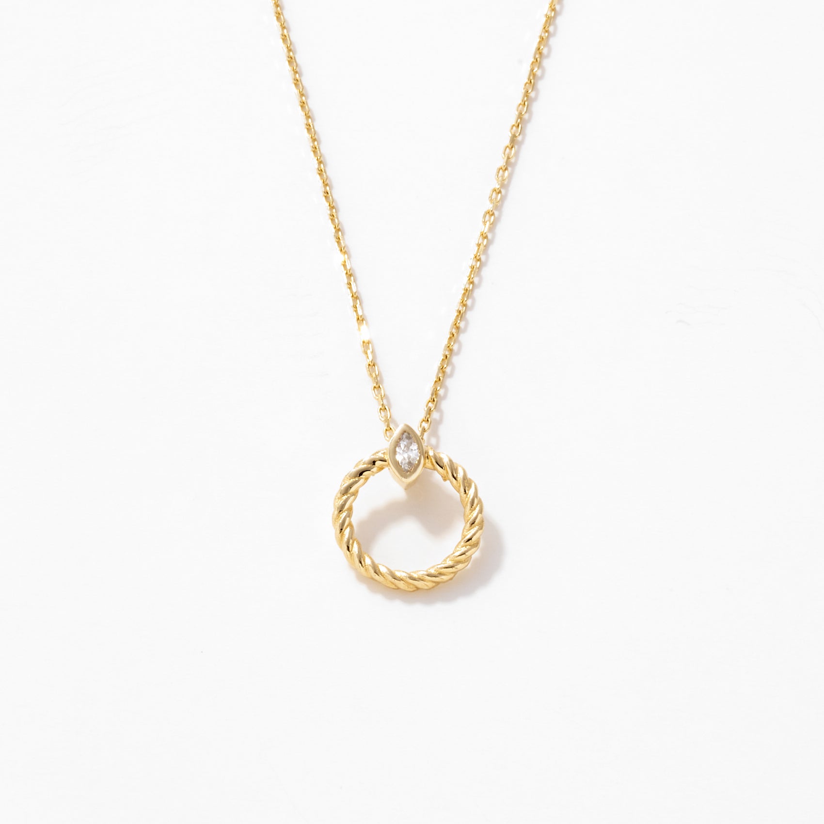 Cercle de Bonheur Necklace