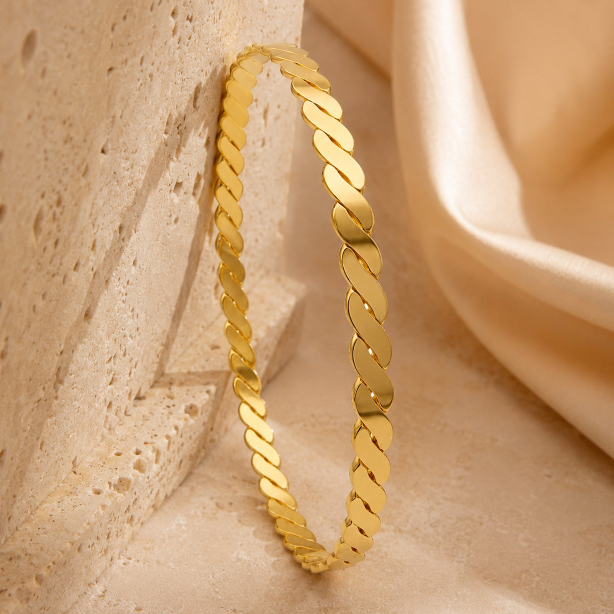 22-Karat-Spiralarmband